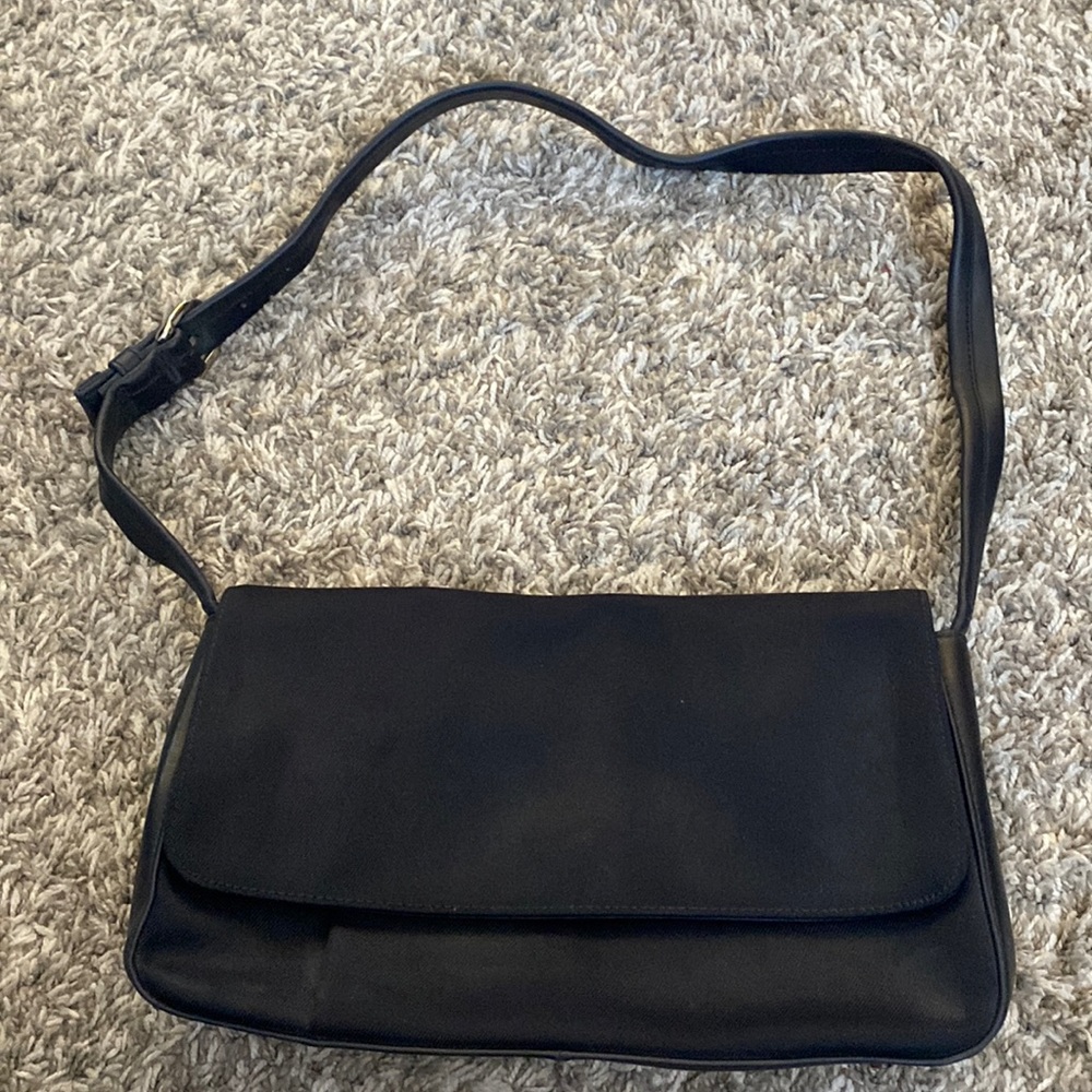 Jones New York shoulder bag /w mini card holder